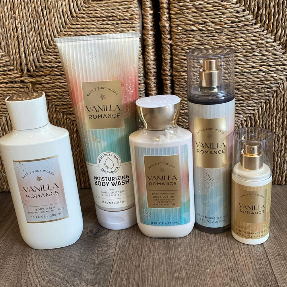 BBW Vanilla Romance 5PC Set Body Wash, Lotion, Fine Fragrance Mist  NEW